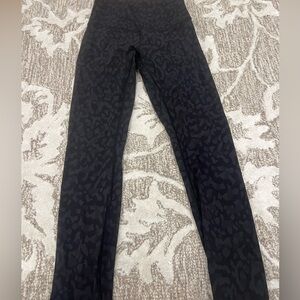 Lululemon Wunder Under Leggings